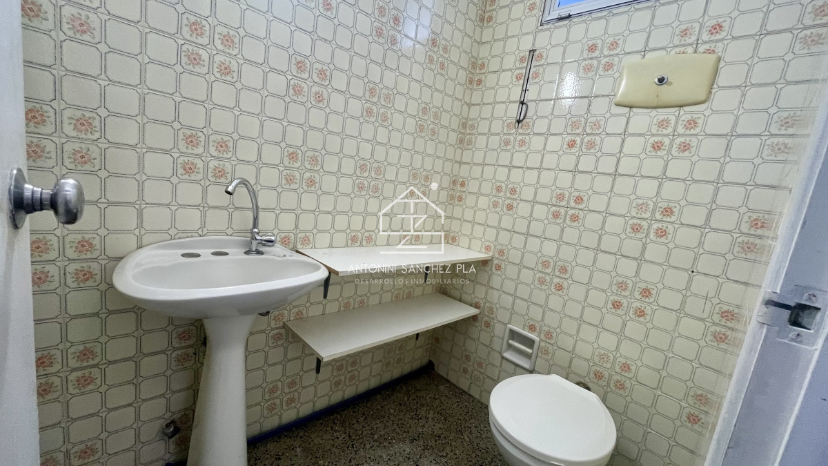 Local Comercial ID.463 - Local alquiler anual 