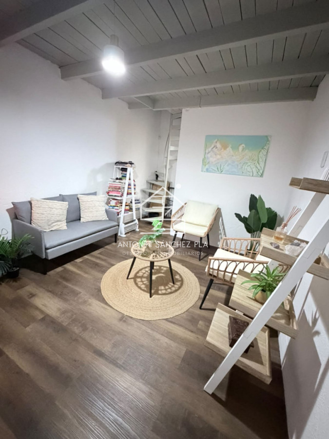 Local Comercial ID.4416 - Venta local Punta del Este Peninsula edificio torre gorlero
