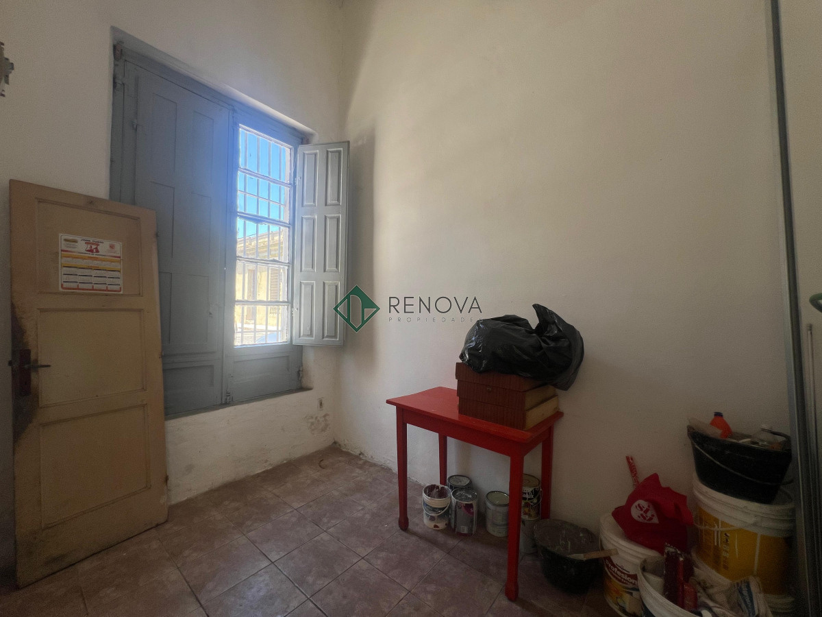 Apartamento ID.745 - Venta Casa Pensión 10 Habitaciones, Ciudad Vieja Montevideo R