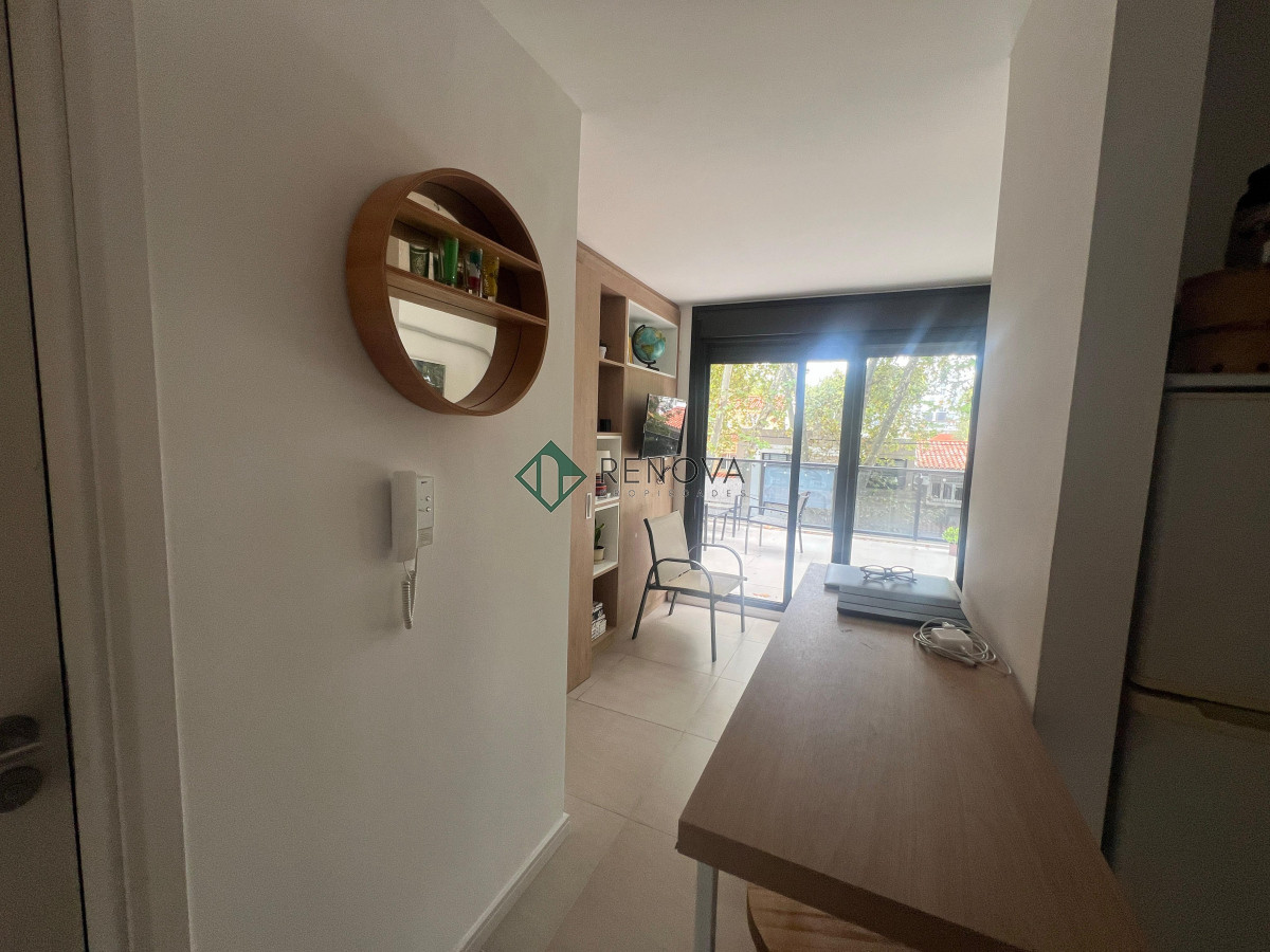 Apartamento ID.870 - Alquiler Apartamento 1 Dormitorio con Garaje Punta Carretas Montevideo R