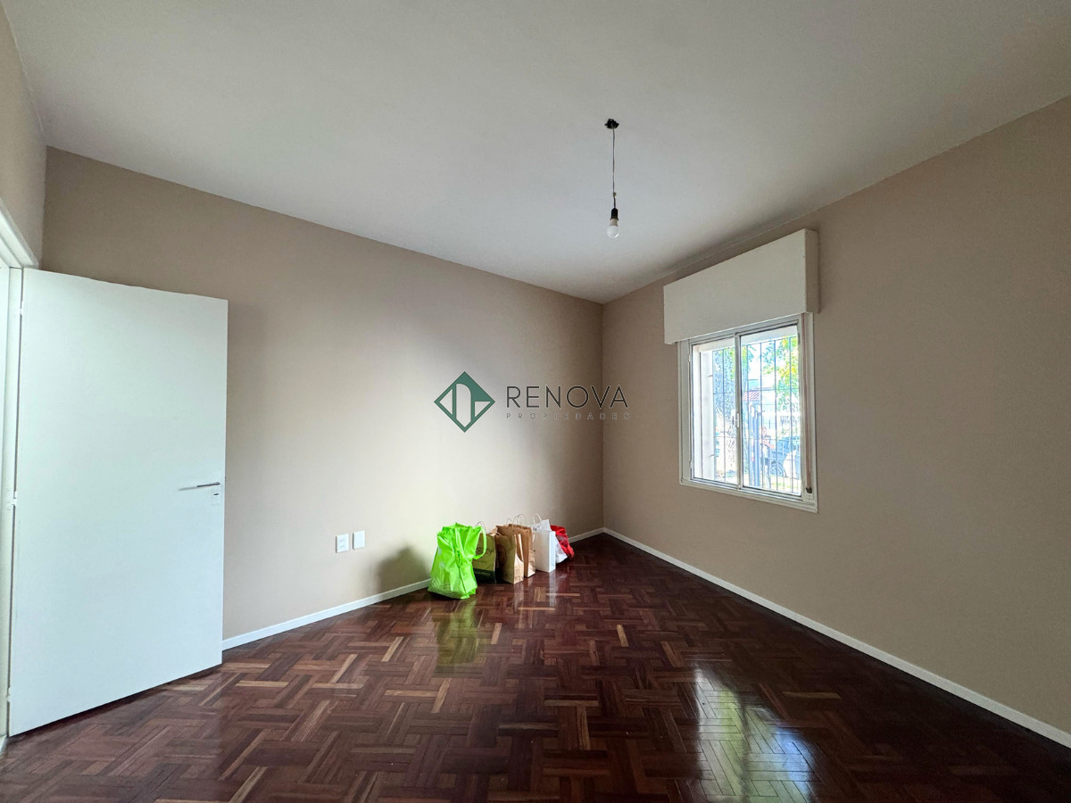Apartamento ID.889 - Venta Casa 2 Dormitorios Brazo Oriental Montevideo 