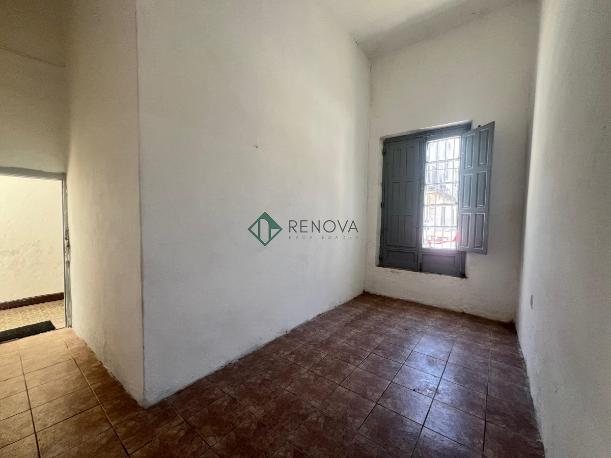 Apartamento ID.745 - Venta Casa Pensión 10 Habitaciones, Ciudad Vieja Montevideo R