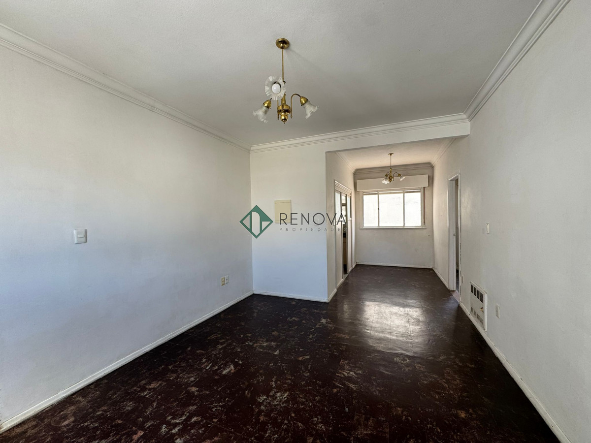 Apartamento ID.764 - Venta Apartamento 2 Dormitorios Centro Montevideo R