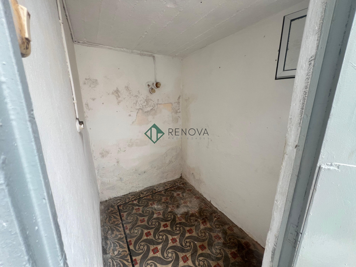 Apartamento ID.745 - Venta Casa Pensión 10 Habitaciones, Ciudad Vieja Montevideo R