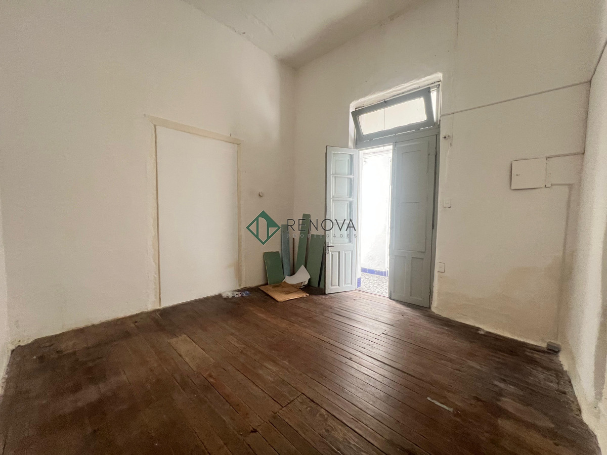 Apartamento ID.745 - Venta Casa Pensión 10 Habitaciones, Ciudad Vieja Montevideo R