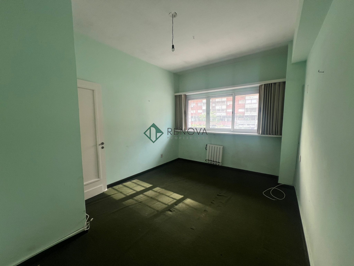 Apartamento ID.738 - Venta Apartamento 3 Dormitorios Centro Montevideo R