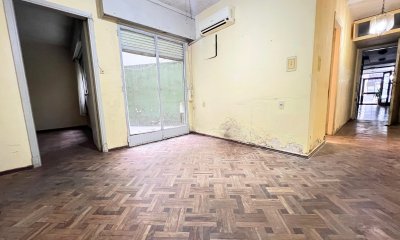 Venta Apartamento 1 Dormitorio con Patio Centro Montevideo