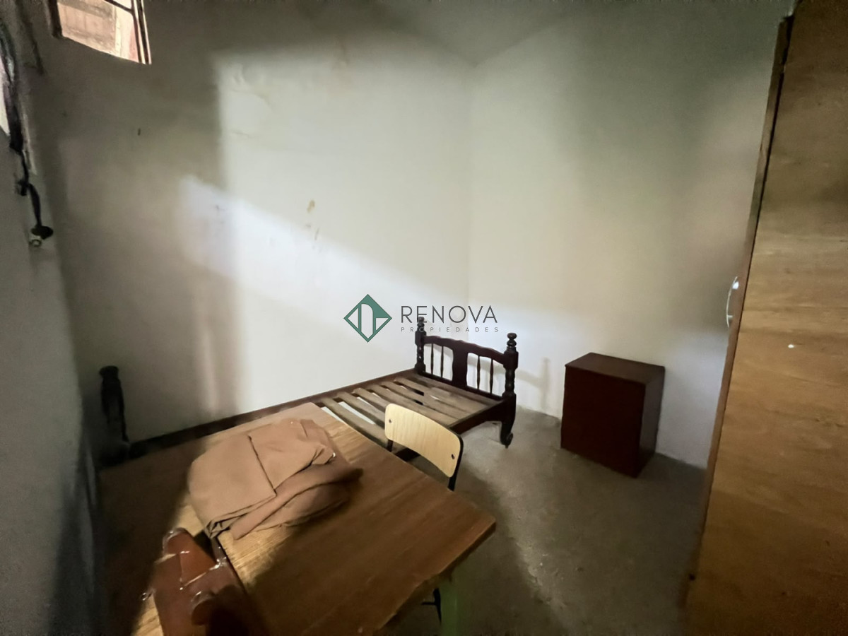 Casa ID.1390 - Venta Casa 9 Dormitorios Aguada Montevideo R