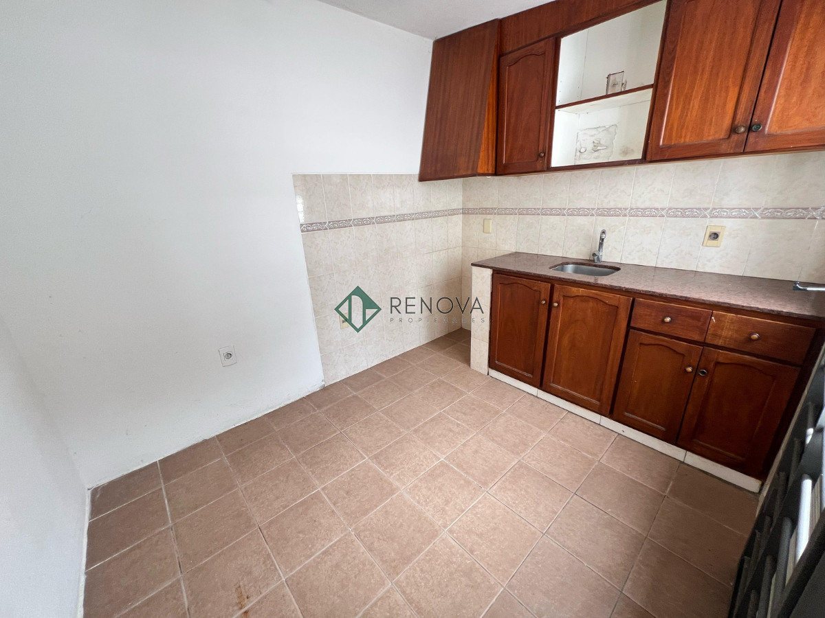 Casa ID.807 - Venta Casa 1 Dormitorio La Comercial Montevideo 