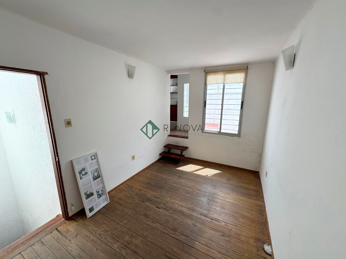 Casa ID.807 - Venta Casa 1 Dormitorio La Comercial Montevideo 