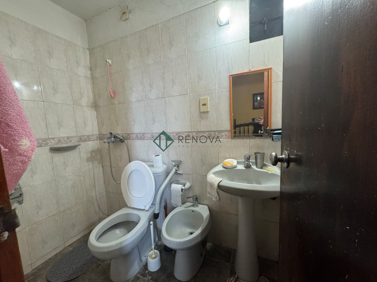 Casa ID.1390 - Venta Casa 9 Dormitorios Aguada Montevideo R