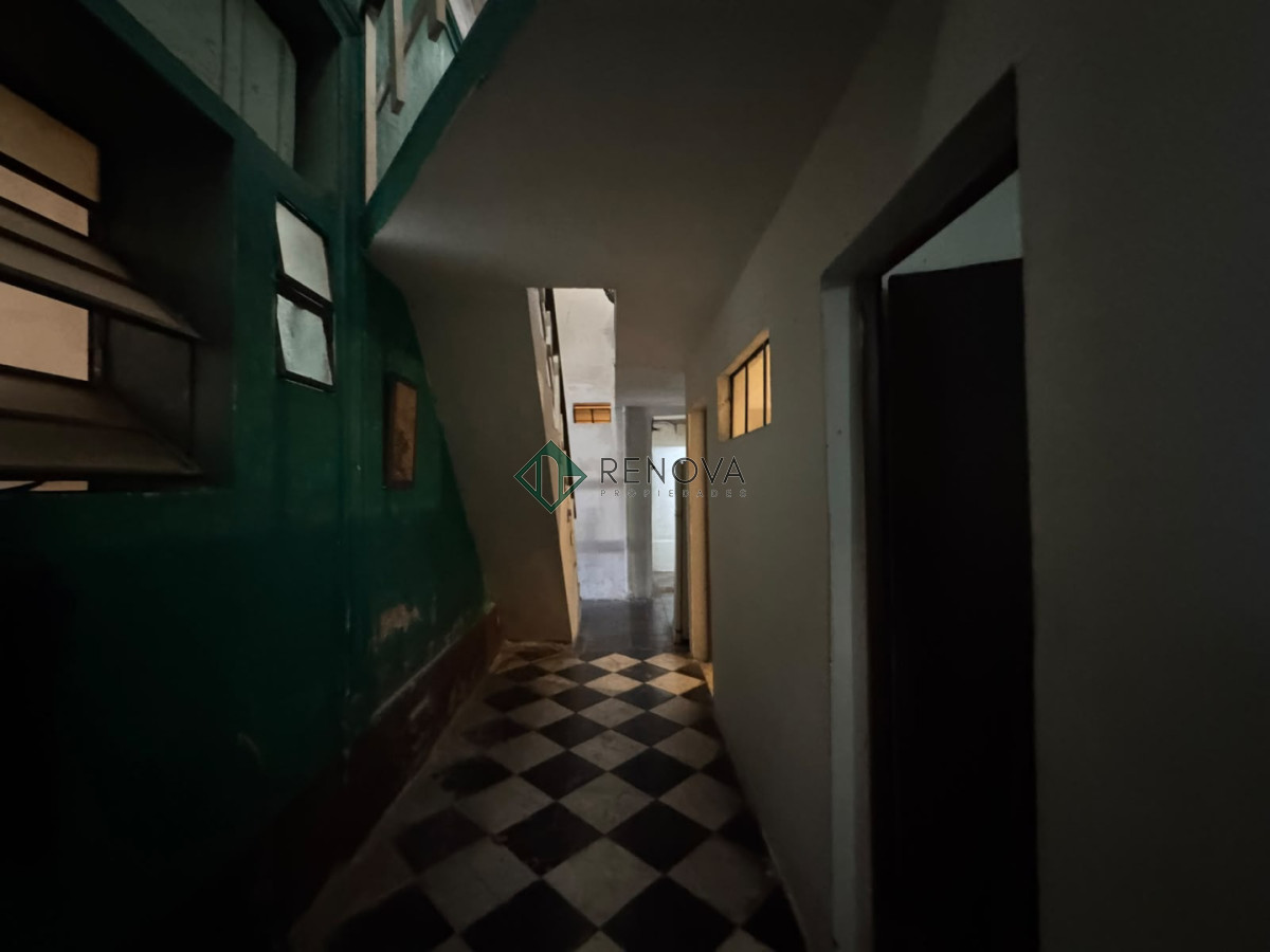 Casa ID.1390 - Venta Casa 9 Dormitorios Aguada Montevideo R