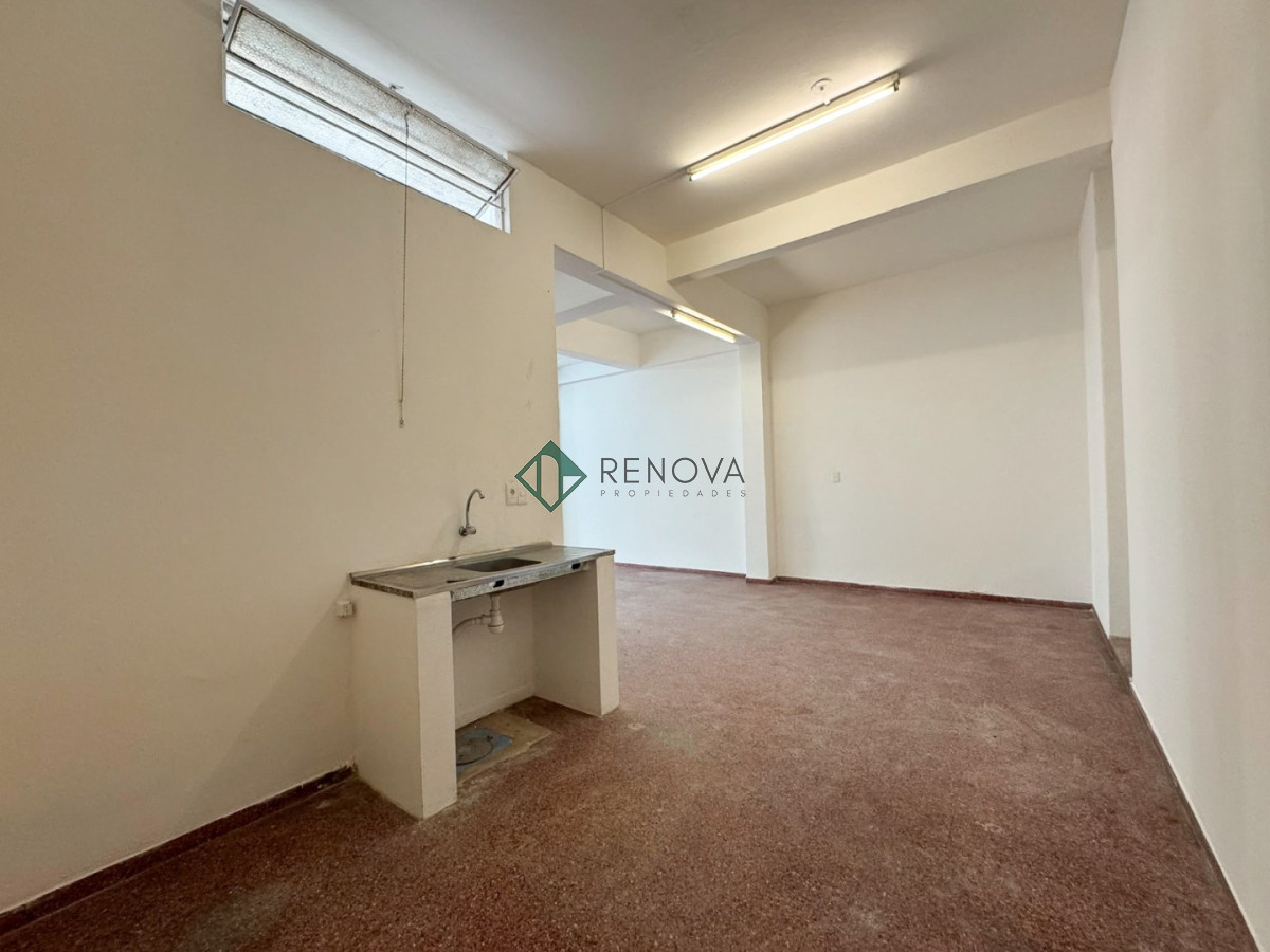 Local Comercial ID.1397 - Venta Local Comercial Tres Cruces Montevideo R