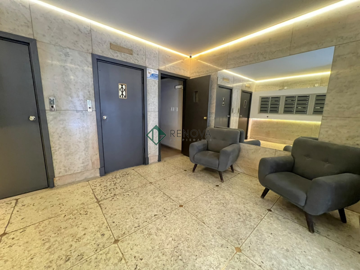Oficina ID.1373 - Alquiler Oficina Centro Montevideo R
