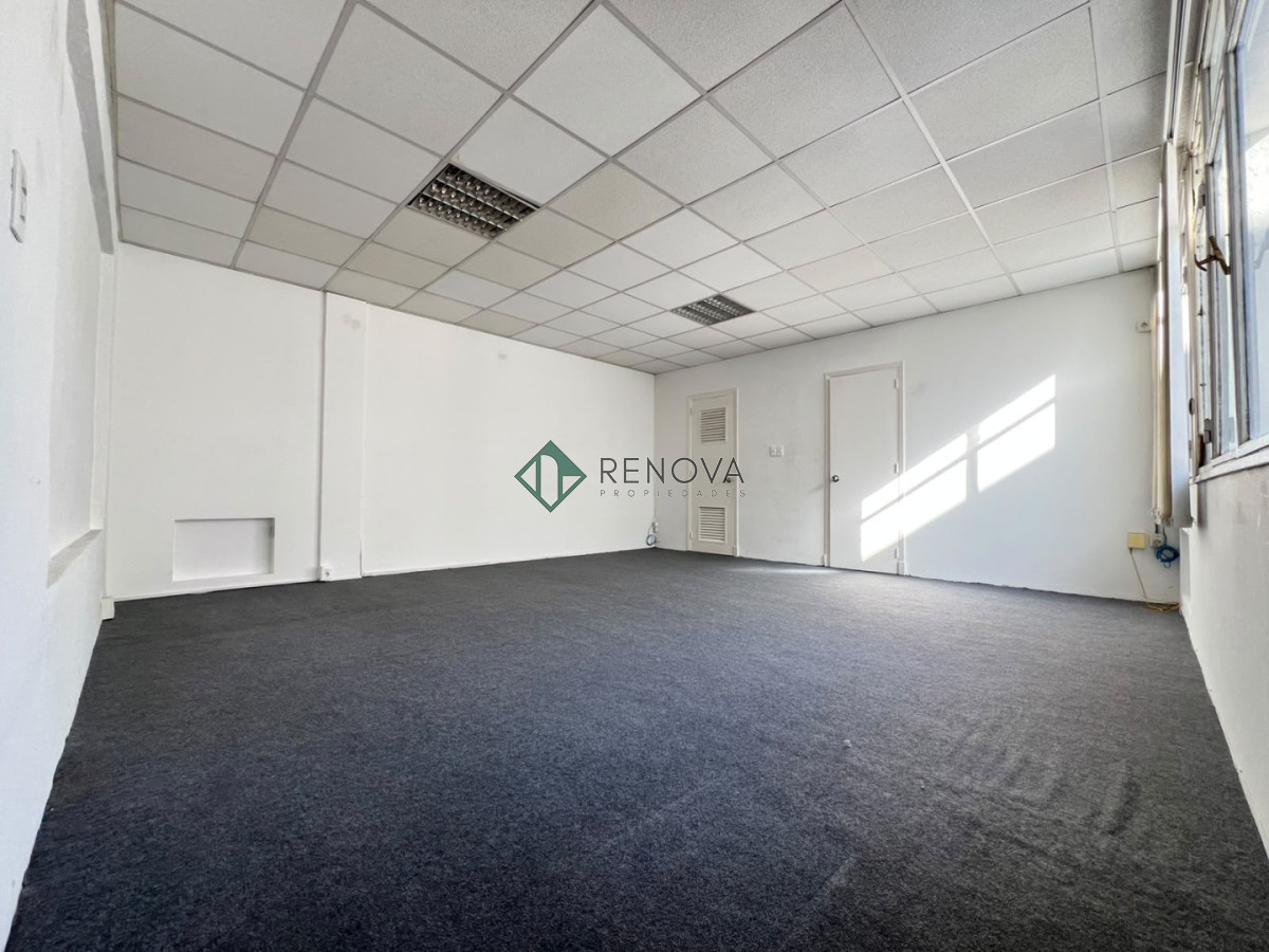 Oficina ID.1389 - Venta Oficina Centro Montevideo R