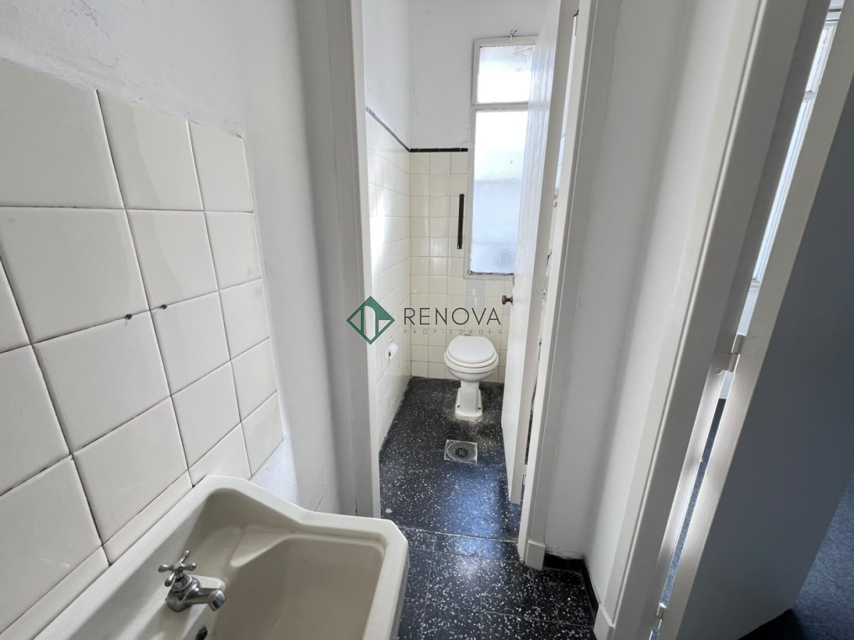 Oficina ID.1373 - Alquiler Oficina Centro Montevideo R