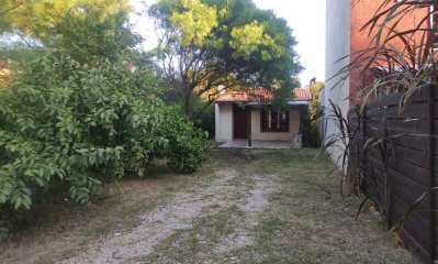 Casa en venta Pinares - 2 dormitorios.