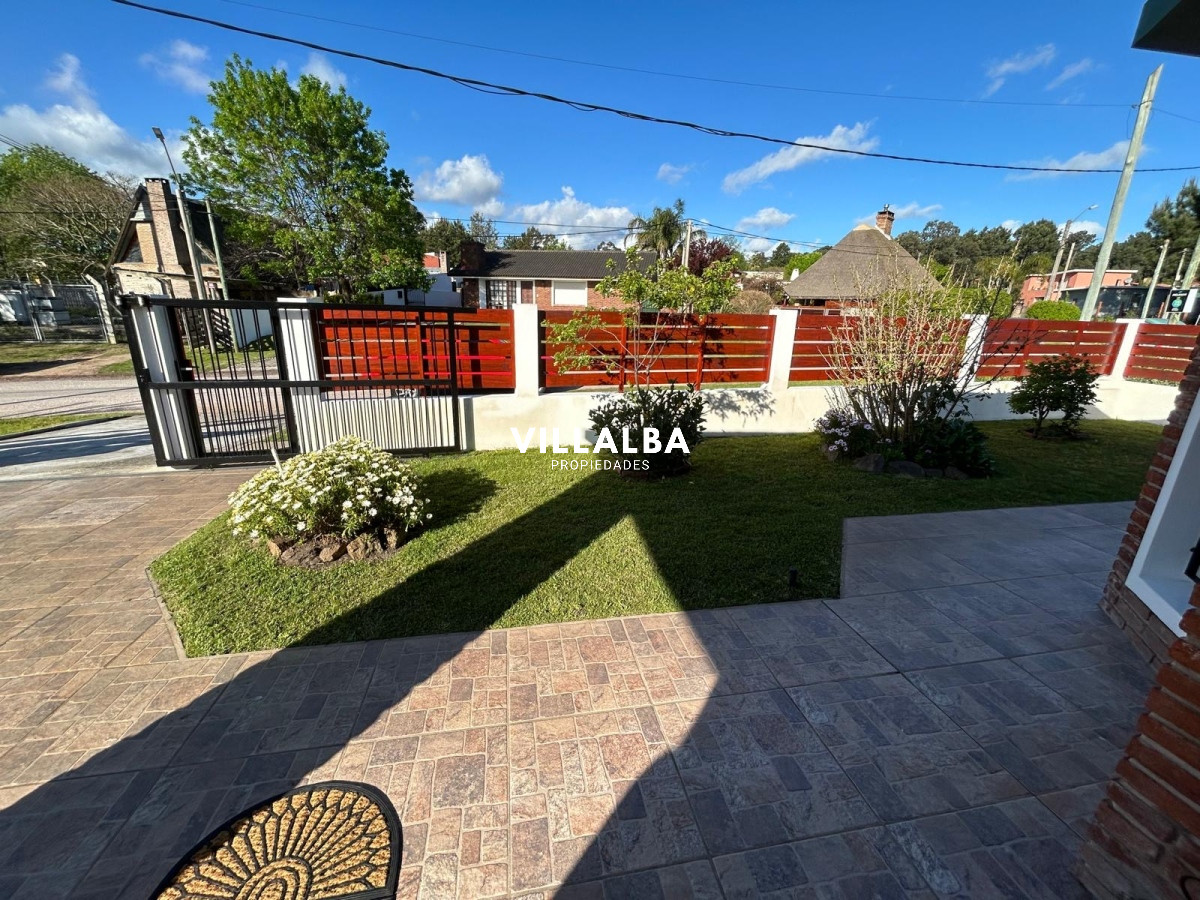 Apartamento ID.4132 - Excelente Casa 3 dormitorios Pinares