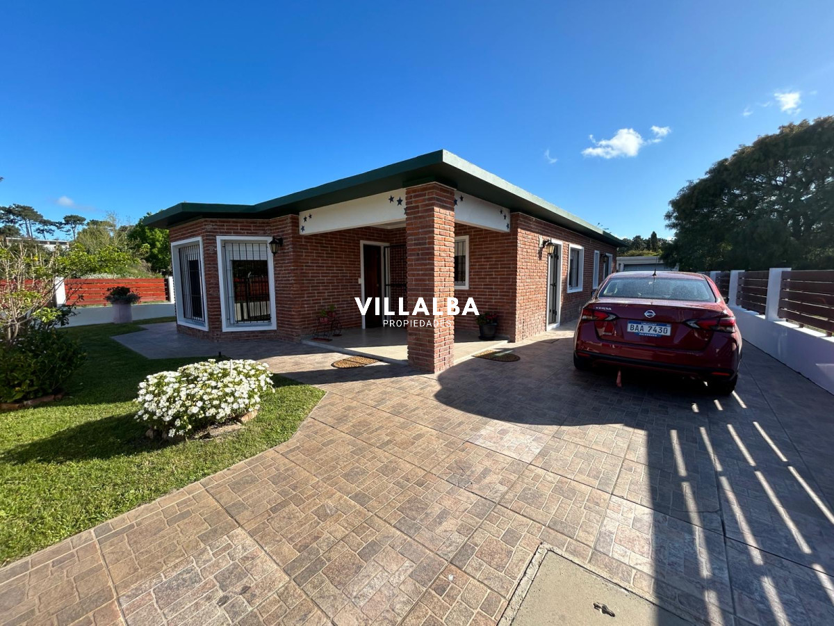 Apartamento ID.4132 - Excelente Casa 3 dormitorios Pinares