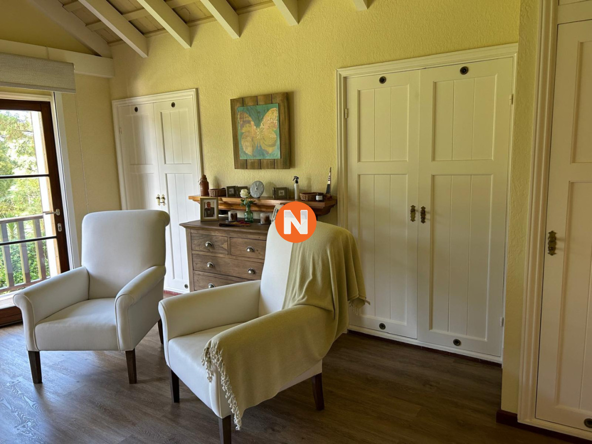 Casa Ref.224077 - Venta de Mansion en el Golf de Punta del Este 