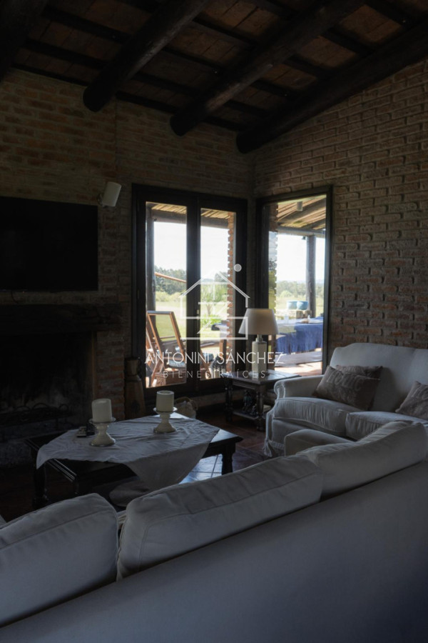 Chacra ID.1906 - Excelente Chacra 5hás en Pueblo Edén 