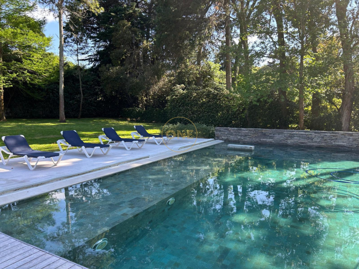 Casa ID.2102 - Venta de Mansion en el Golf de Punta del Este 