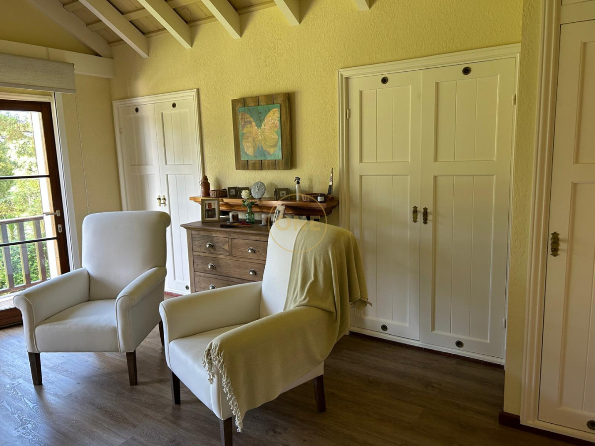 Casa ID.2102 - Venta de Mansion en el Golf de Punta del Este 