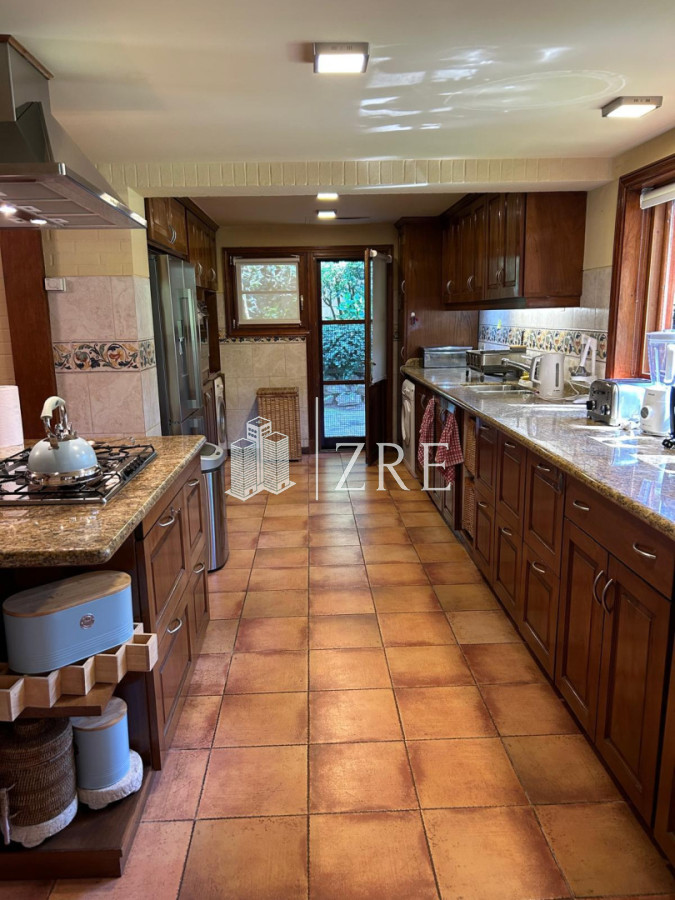 Casa ID.1375 - Venta de Mansion en el Golf de Punta del Este 