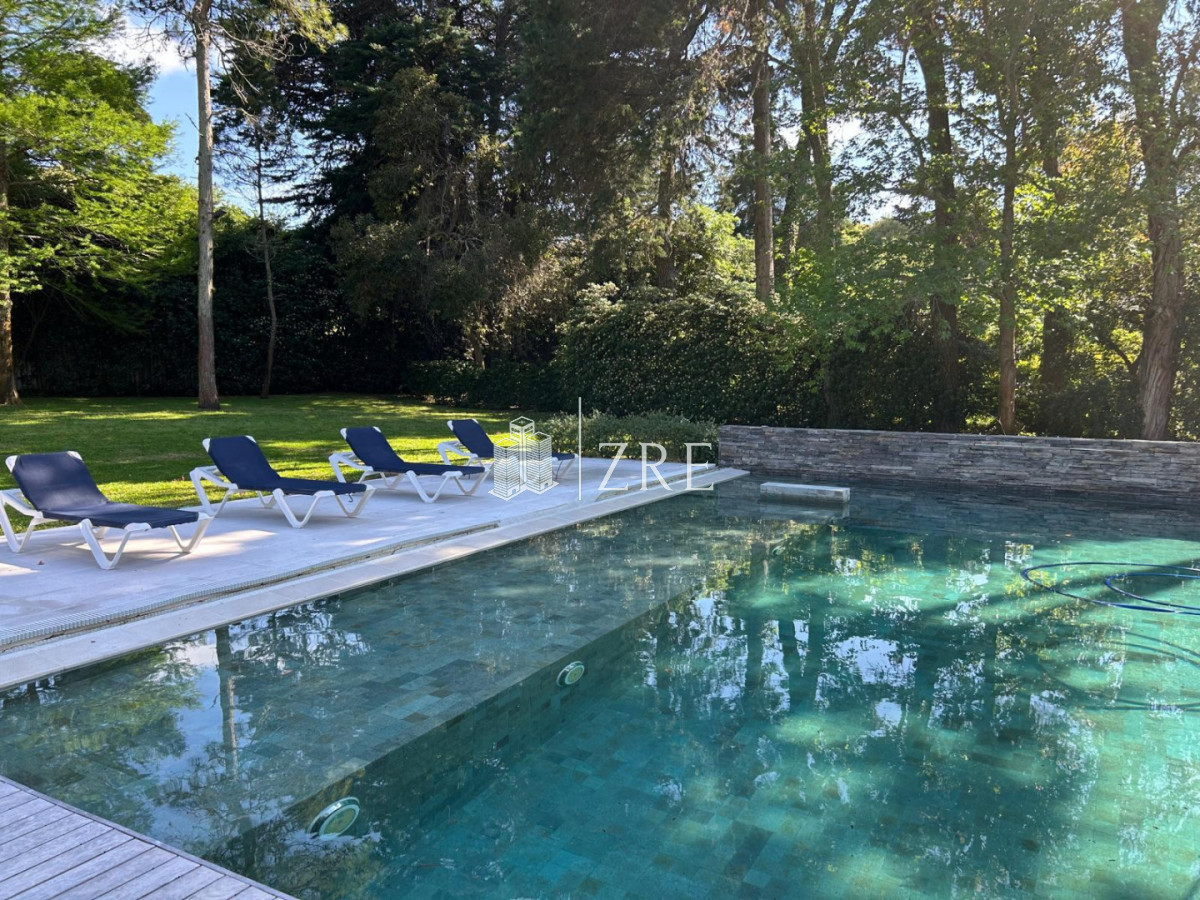 Casa ID.1375 - Venta de Mansion en el Golf de Punta del Este 