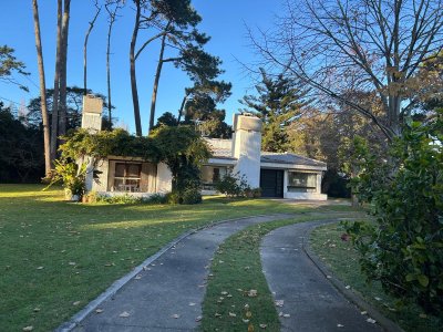 Venta de casa 3 dormitorios en Lugano, Punta del Este 