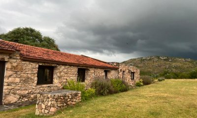 Casa de barro Gran galpón y corral