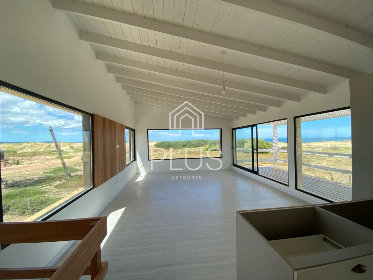 Casa ID.392 - Casa Nueva a estrenar con vista!