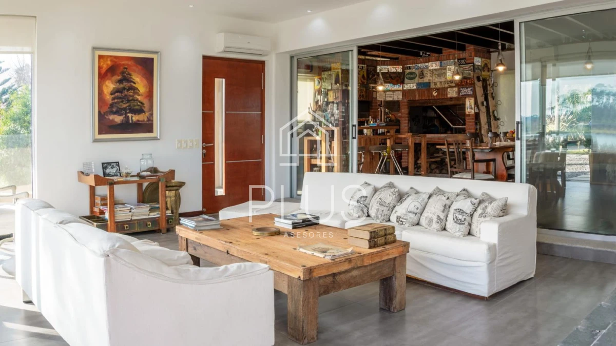 Casa ID.447 - Casa en Punta del Este, Laguna del Diario