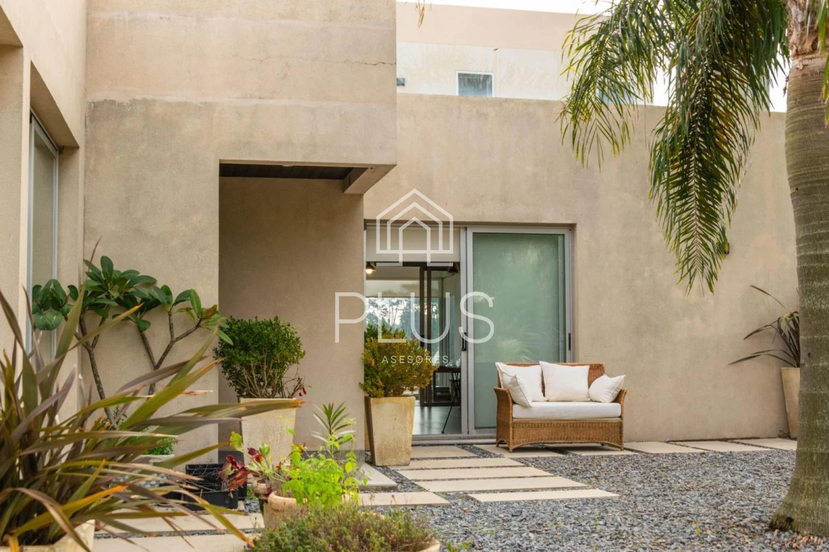 Casa ID.447 - Casa en Punta del Este, Laguna del Diario