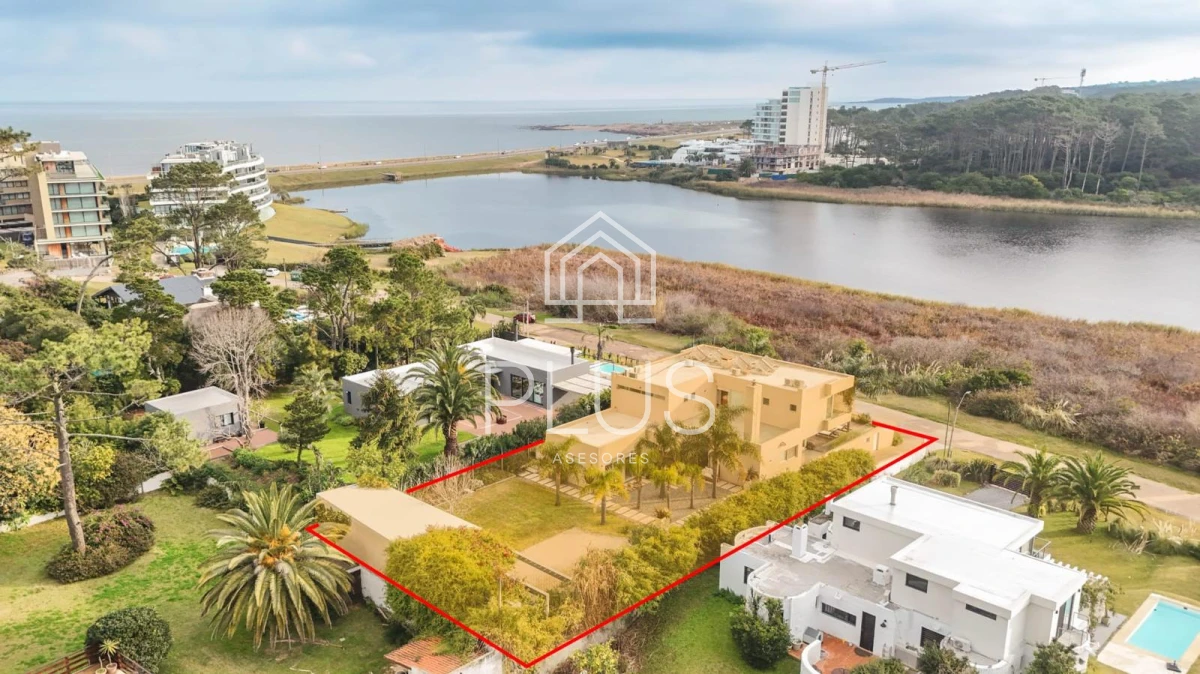 Casa ID.447 - Casa en Punta del Este, Laguna del Diario