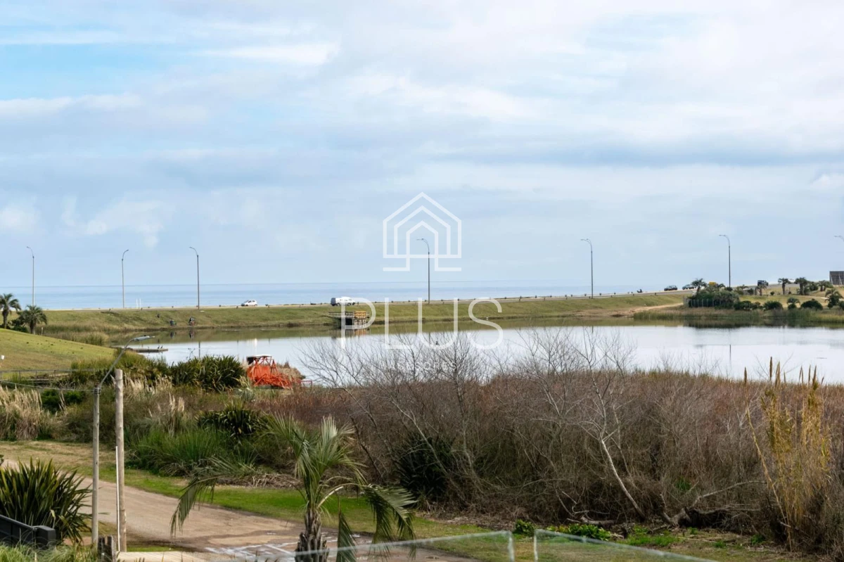 Casa ID.447 - Casa en Punta del Este, Laguna del Diario