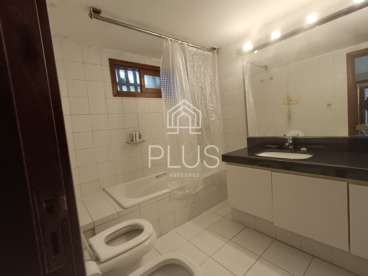 Casa ID.431 - Casa en Punta del Este, Parque del Golf