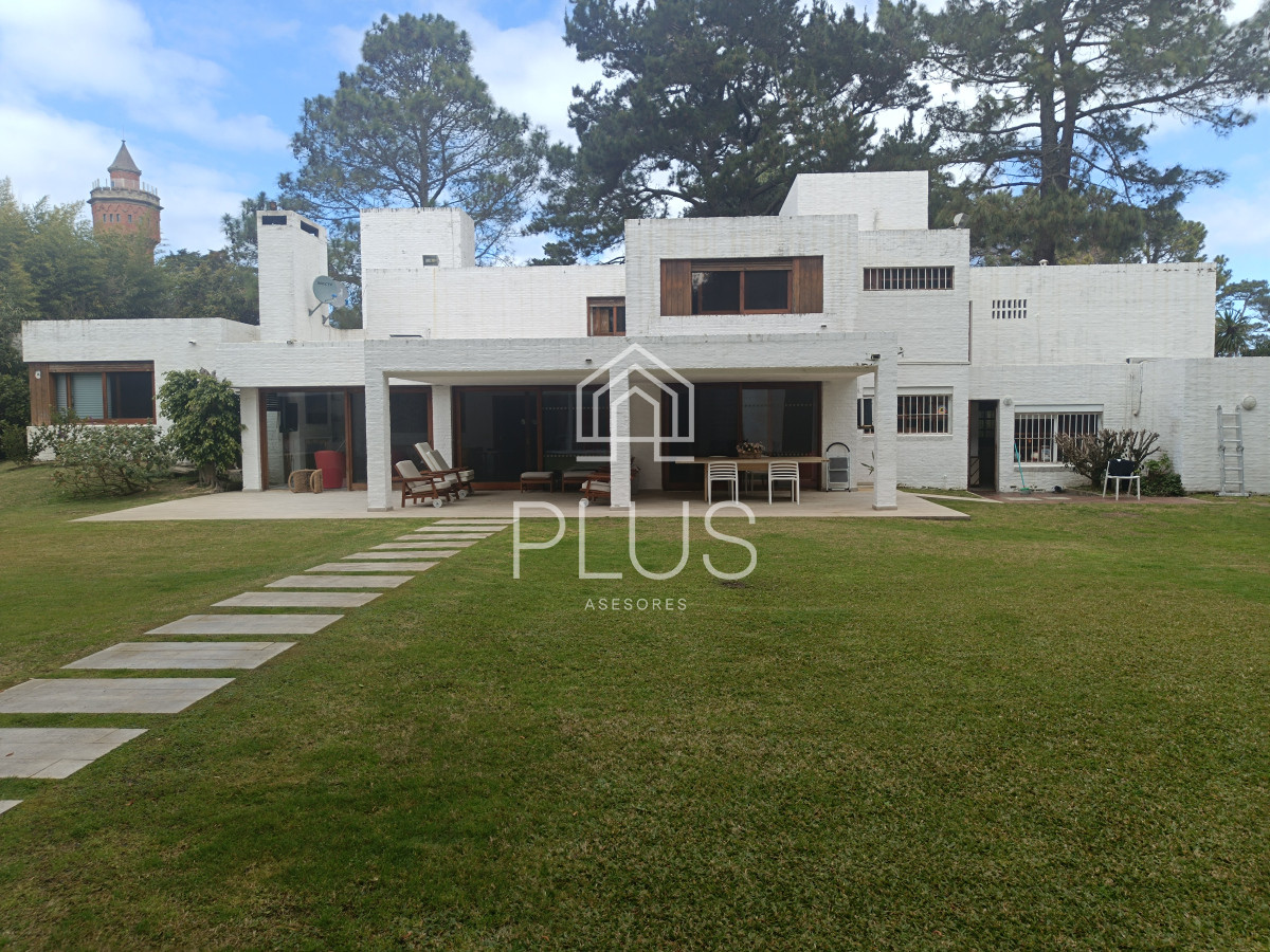 Casa ID.431 - Casa en Punta del Este, Parque del Golf