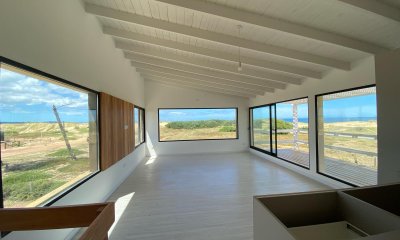 Casa Nueva a estrenar con vista!