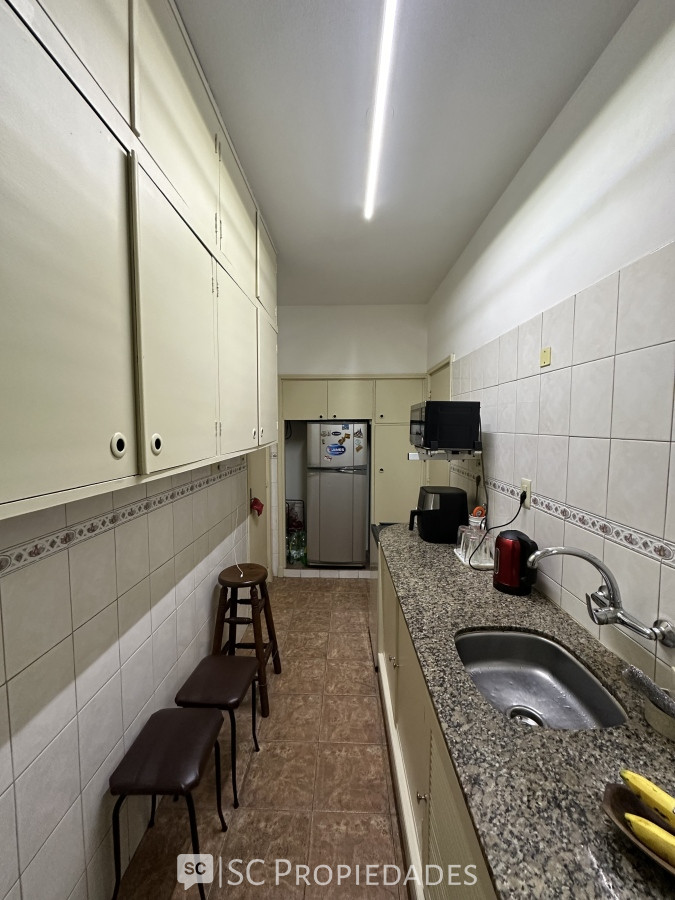 Apartamento ID.391 - Alquiler Centro de Montevideo 3 dormitorios espacios amplios