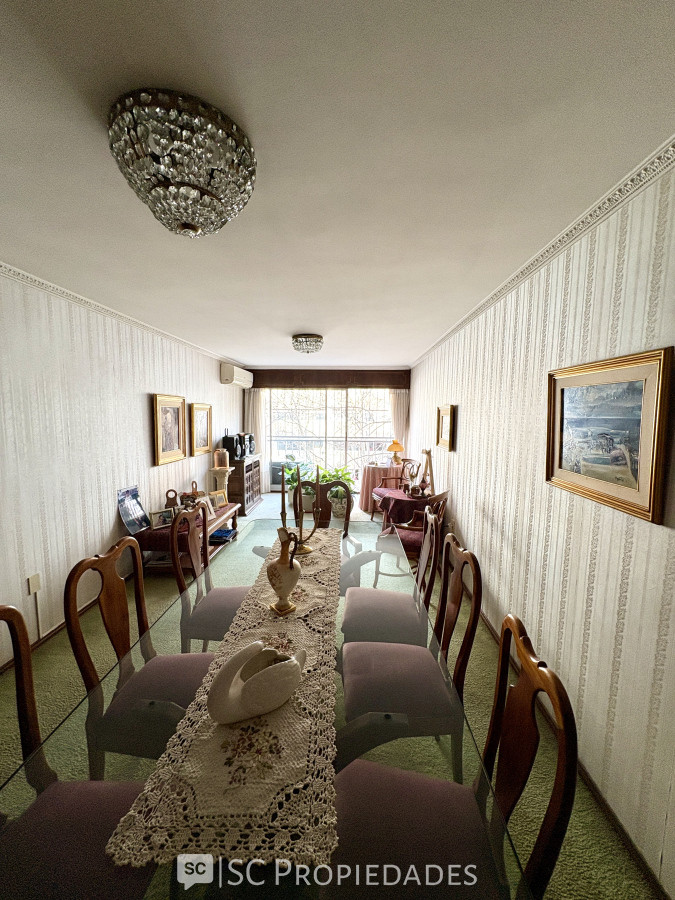 Apartamento ID.418 - VENTA POCITOS- 3 DORMITORIOS MAS SERVICIO-GARAGE FIJO