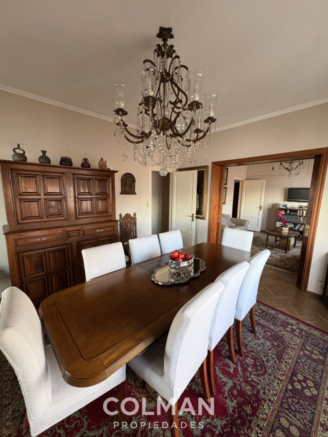 Apartamento ID.428 - Venta Apartamento Pocitos Piso Alto- 3 Dormitorios- Frente al mar
