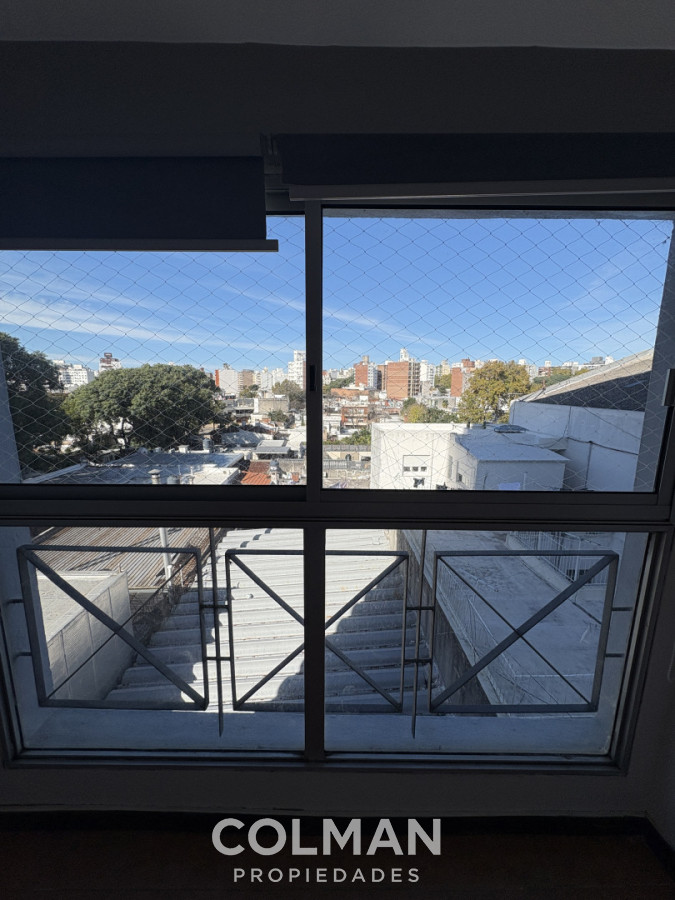 Apartamento ID.430 - Venta Pocitos- 1 dormitorio contrafrente - Garage. 