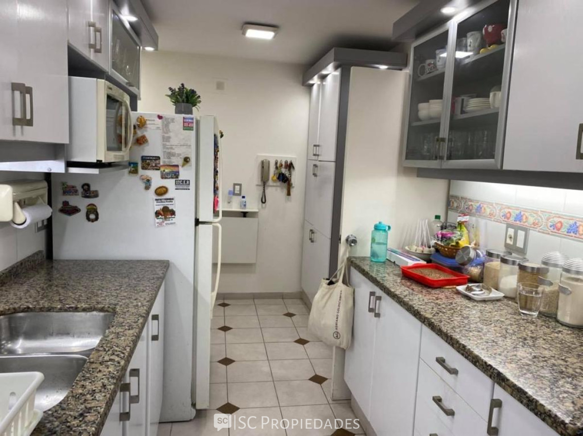 Apartamento ID.387 - Venta Excelente apartamento de categoría Pocitos