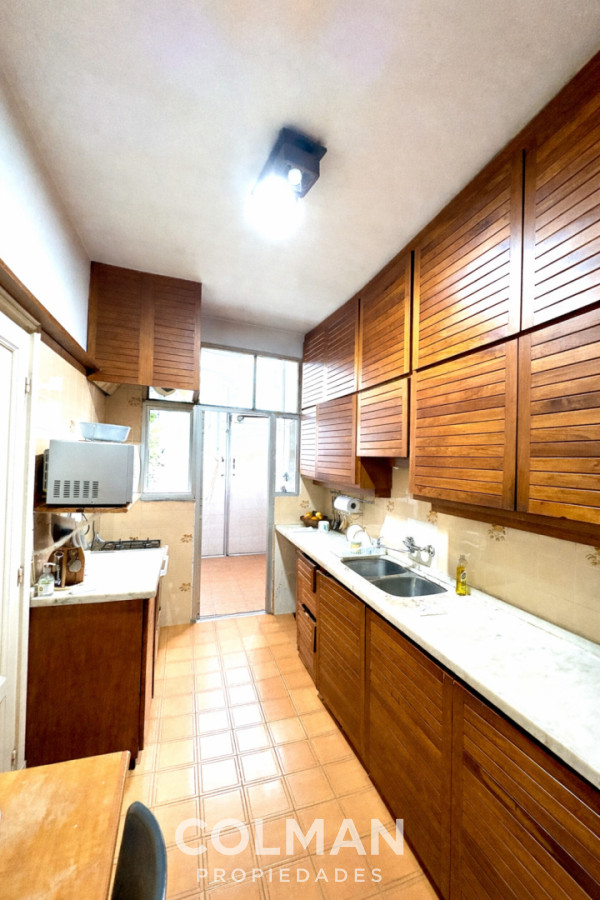 Apartamento ID.428 - Venta Apartamento Pocitos Piso Alto- 3 Dormitorios- Frente al mar
