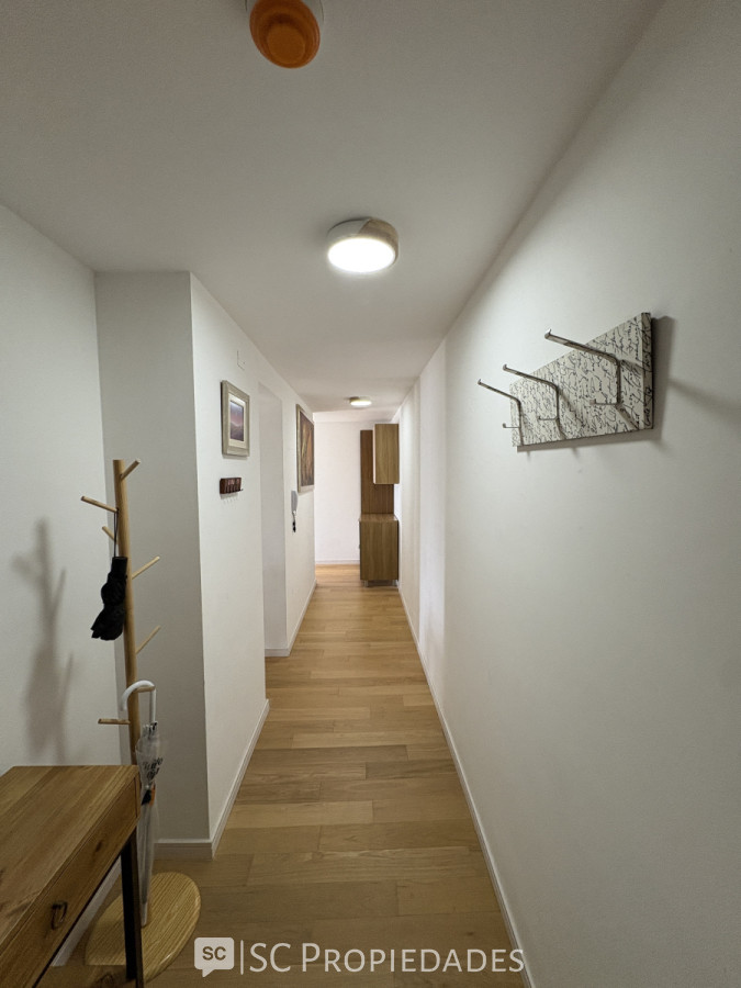 Apartamento ID.420 - VENTA POCITOS  DOS DORMITORIOS Y GARAGE PRIVADO