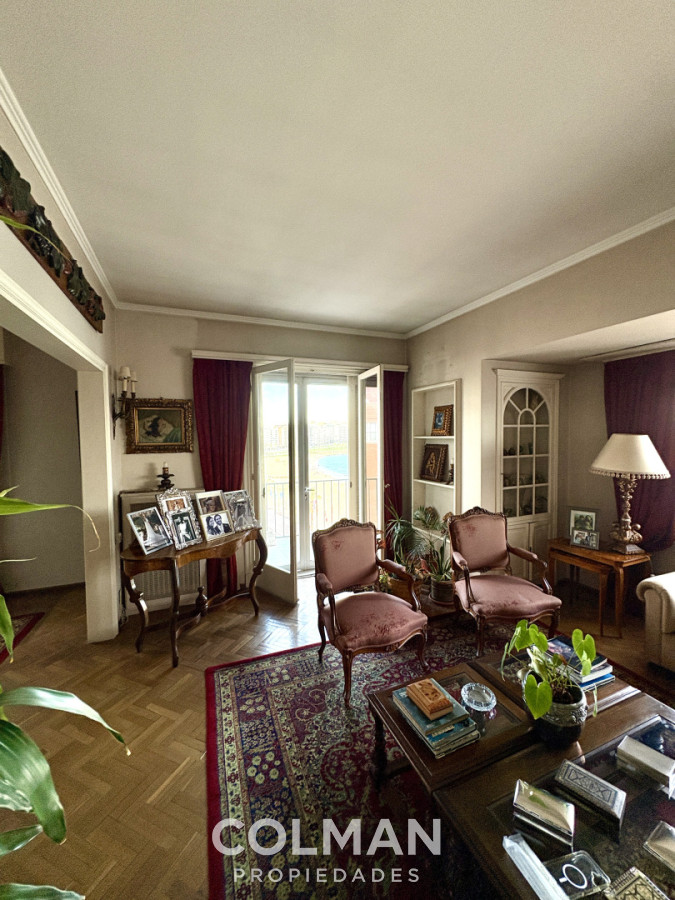 Apartamento ID.428 - Venta Apartamento Pocitos Piso Alto- 3 Dormitorios- Frente al mar