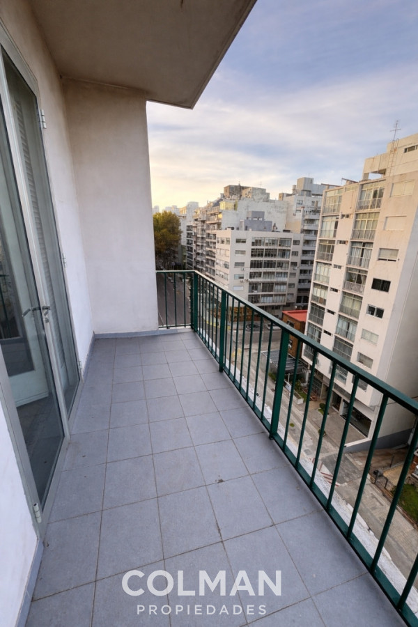 Apartamento ID.428 - Venta Apartamento Pocitos Piso Alto- 3 Dormitorios- Frente al mar