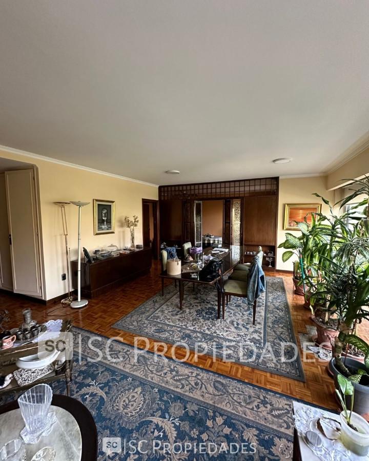Apartamento ID.402 - Venta apartamento en Pocitos, 4 dormitorios, garage fijo.