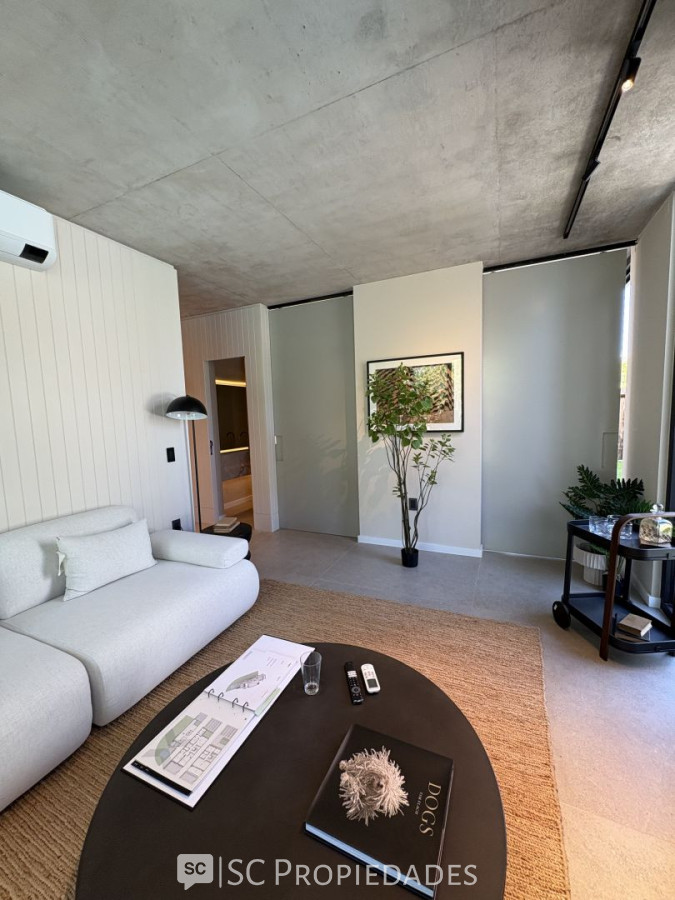 Casa ID.13 - Casa en venta Carrasco 3 dormitorios